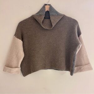 Lord + Taylor Grey Colour Block 100% Cashmere Crop Turtleneck Sweater Size XS